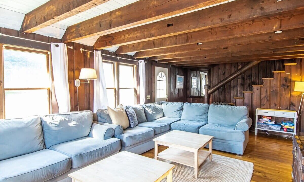 Photo of Livingroom in South Harwich