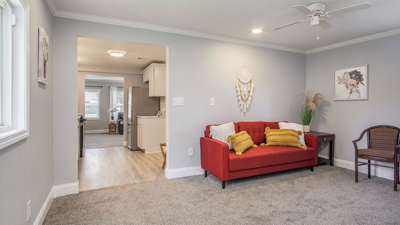 Photo of Livingroom in Mishawaka