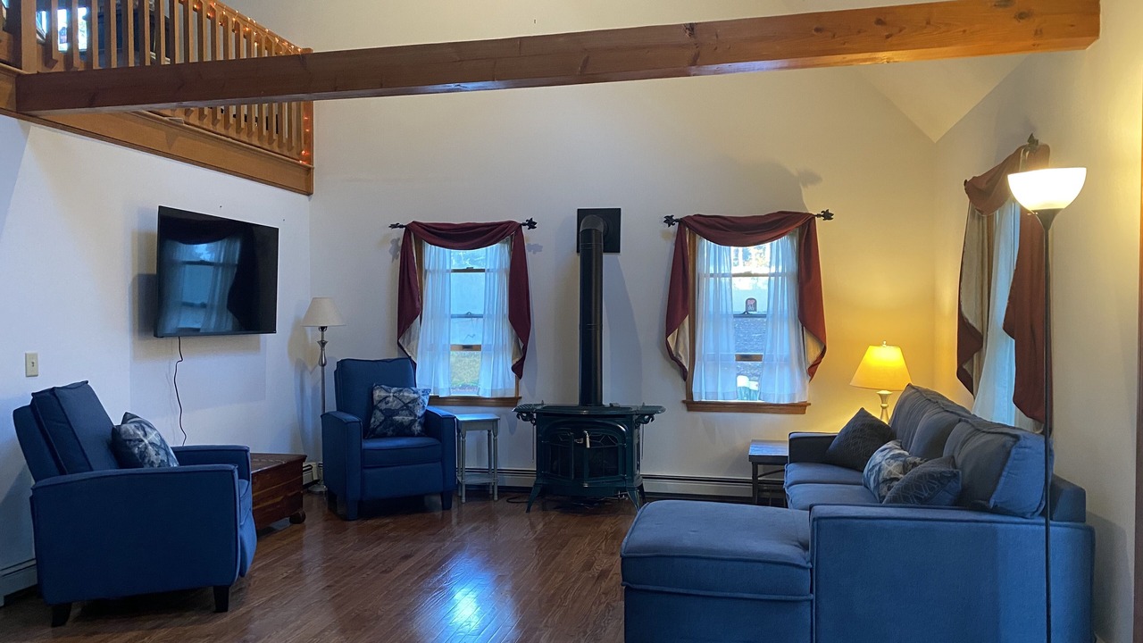 Photo of Livingroom in Northwest Harwich