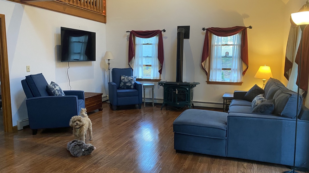 Photo of Livingroom in Northwest Harwich