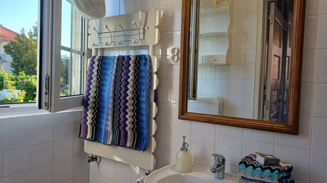 Photo of Bathroom in Cascais