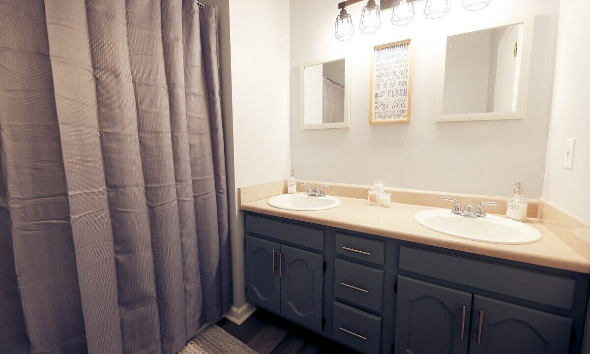 Photo of Bathroom in Wayne