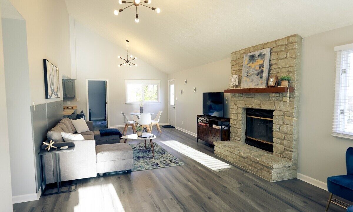 Photo of Livingroom in Wayne