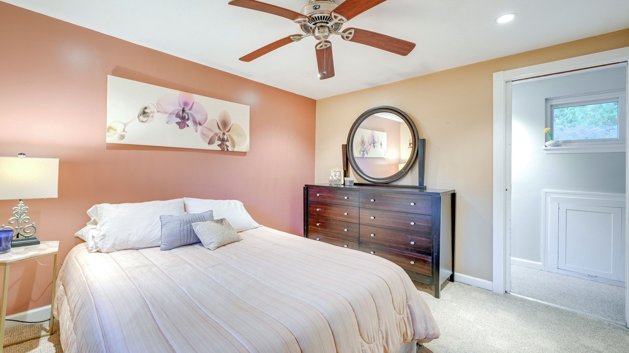 Photo of Bedroom in Dix Hills