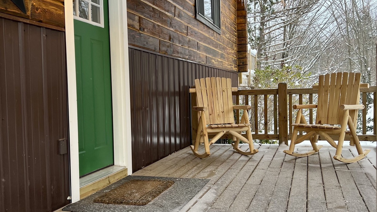 Photo of Patio Balcony in Munising