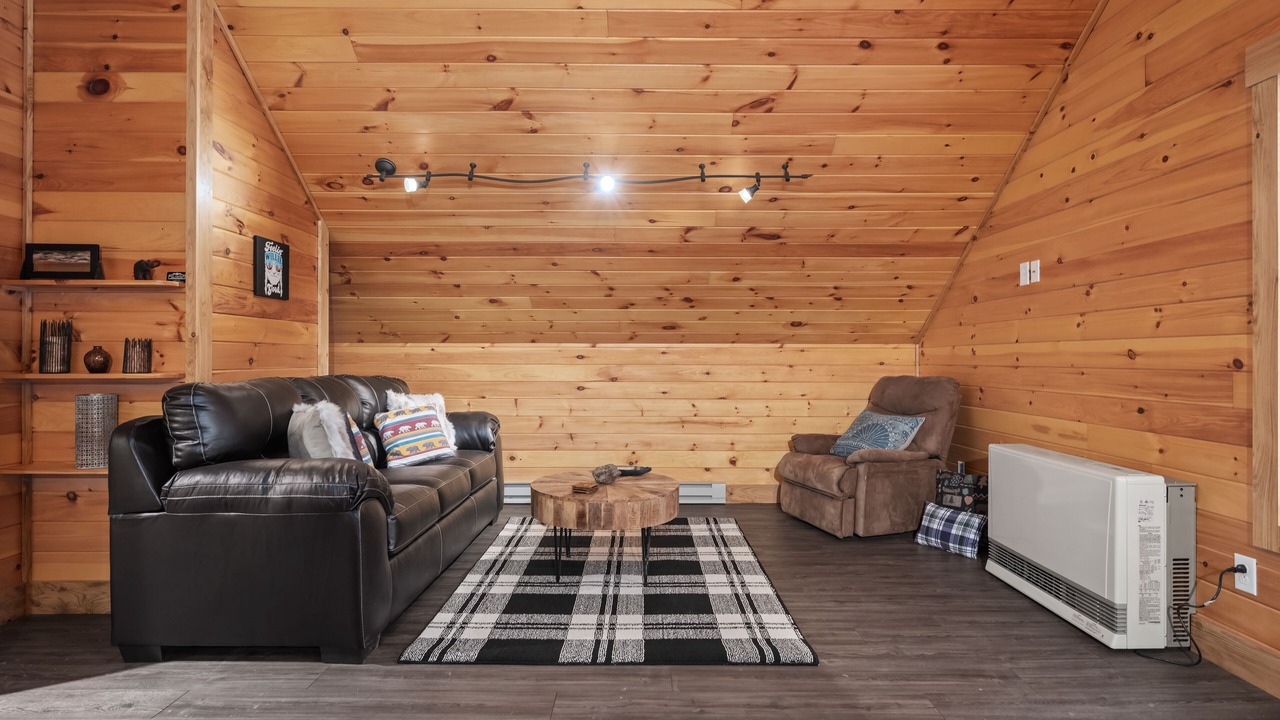 Photo of Livingroom in Boonville