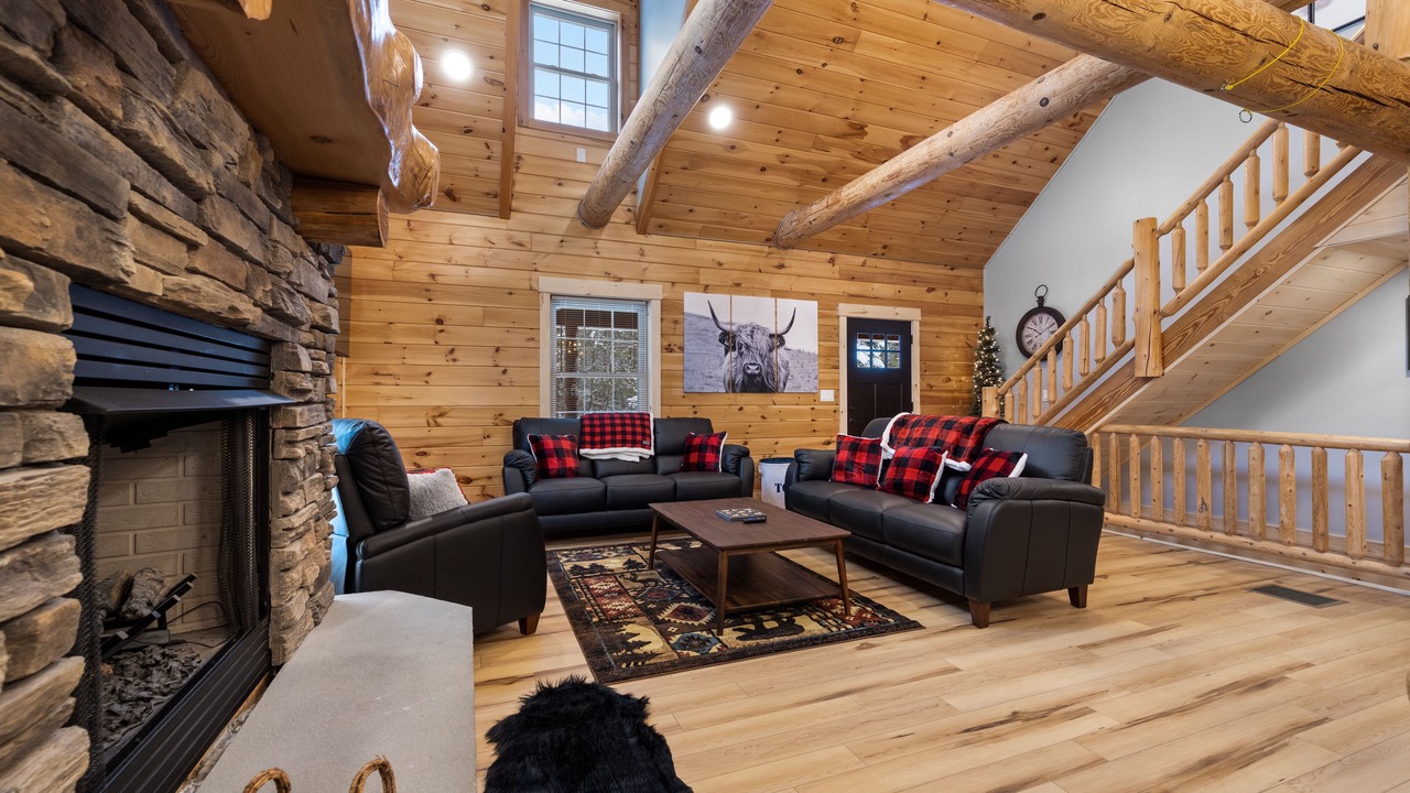 Photo of Livingroom in Boonville