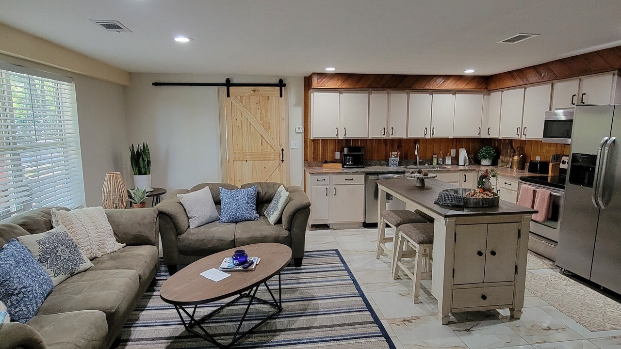Photo of Livingroom in Telogia