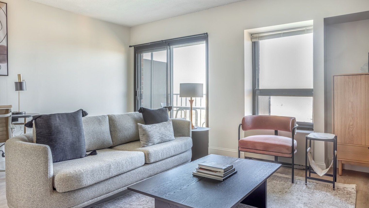 Photo of Livingroom in Allston