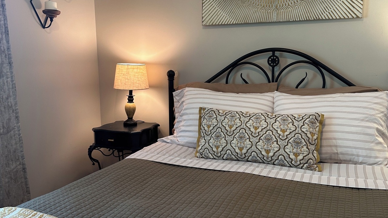 Photo of Bedroom in Cobden