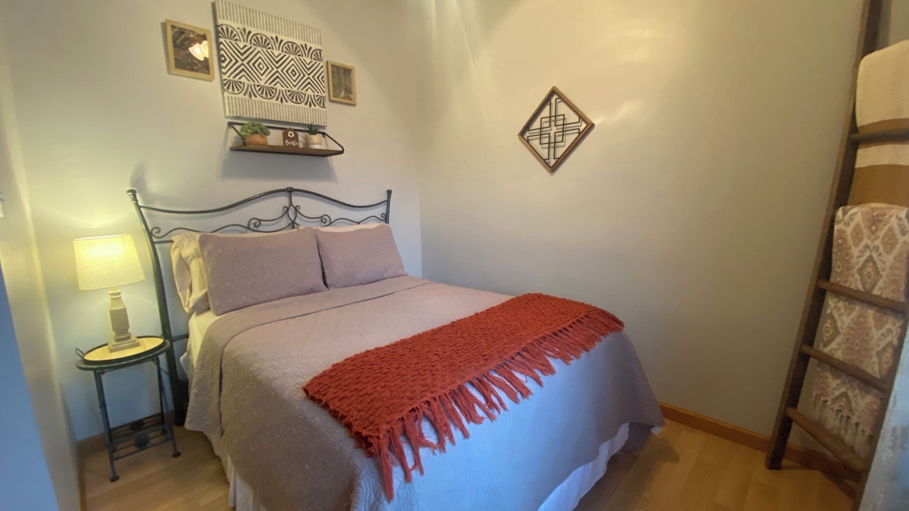 Photo of Bedroom in Cobden