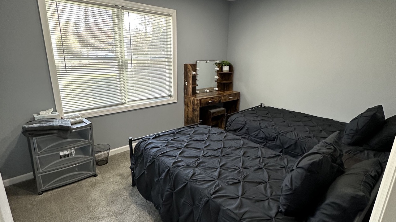 Photo of Bedroom in Nesconset
