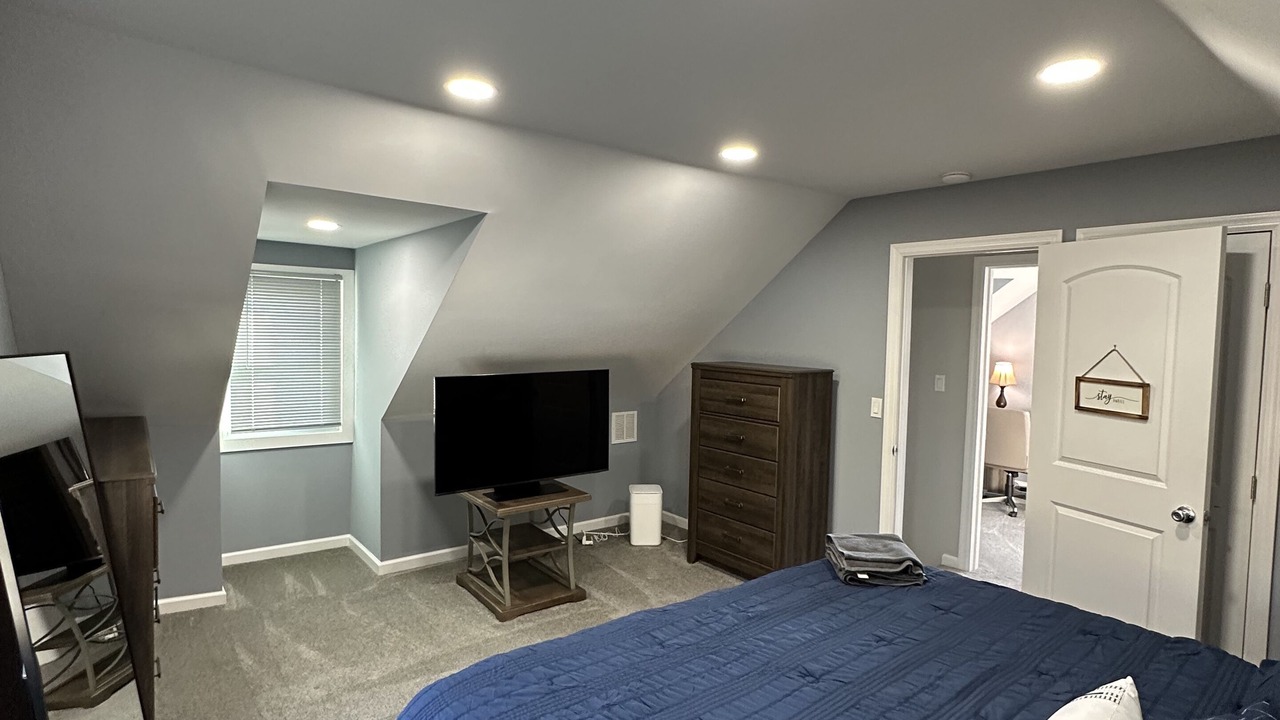 Photo of Bedroom in Nesconset