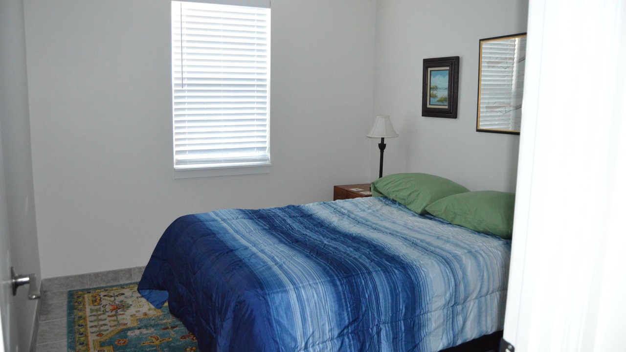 Photo of Bedroom in Lakeside
