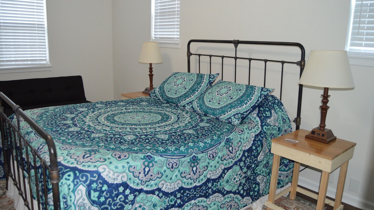 Photo of Bedroom in Lakeside