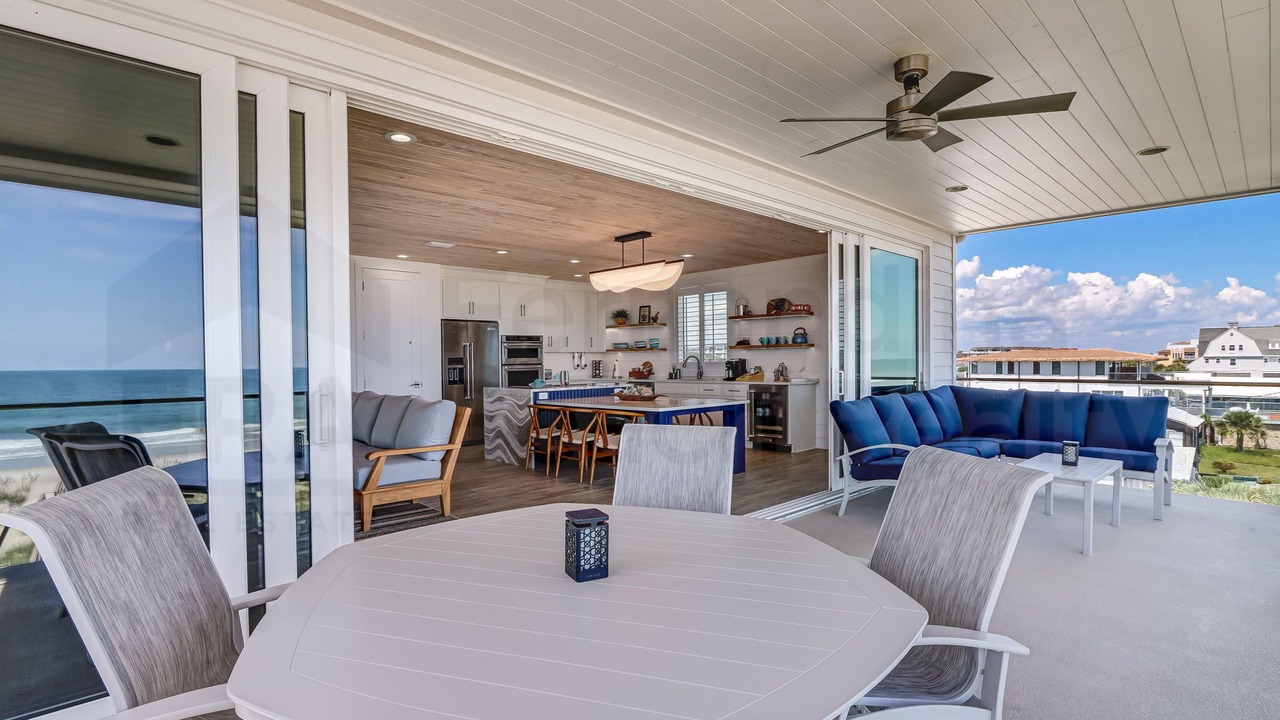 Photo of Patio Balcony in Ocean Cay