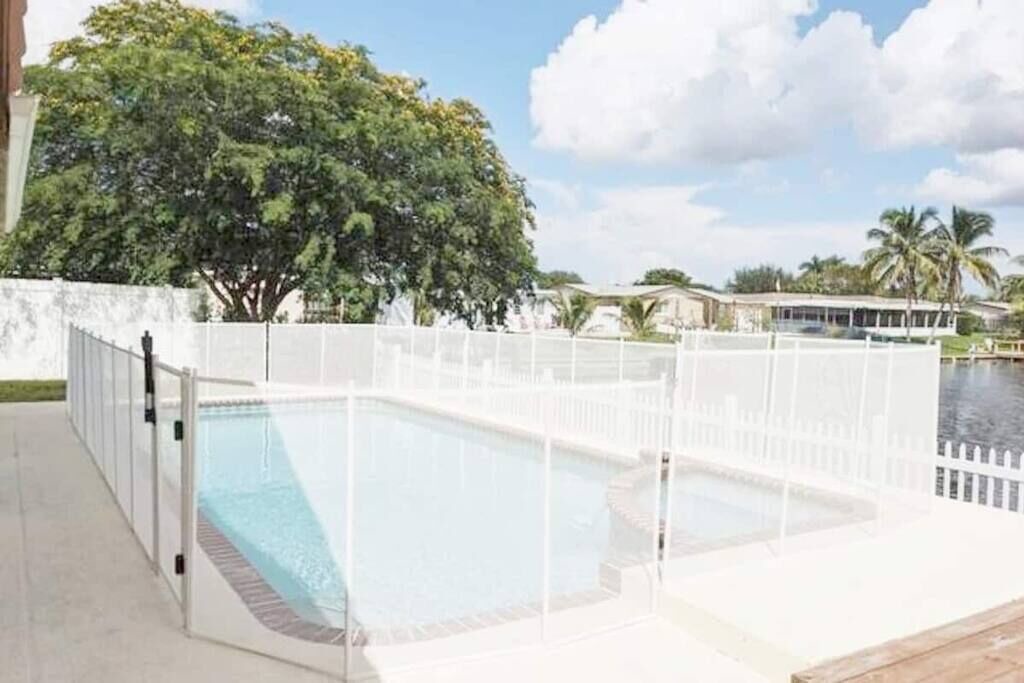 Photo of Outdoor in Pembroke Pines