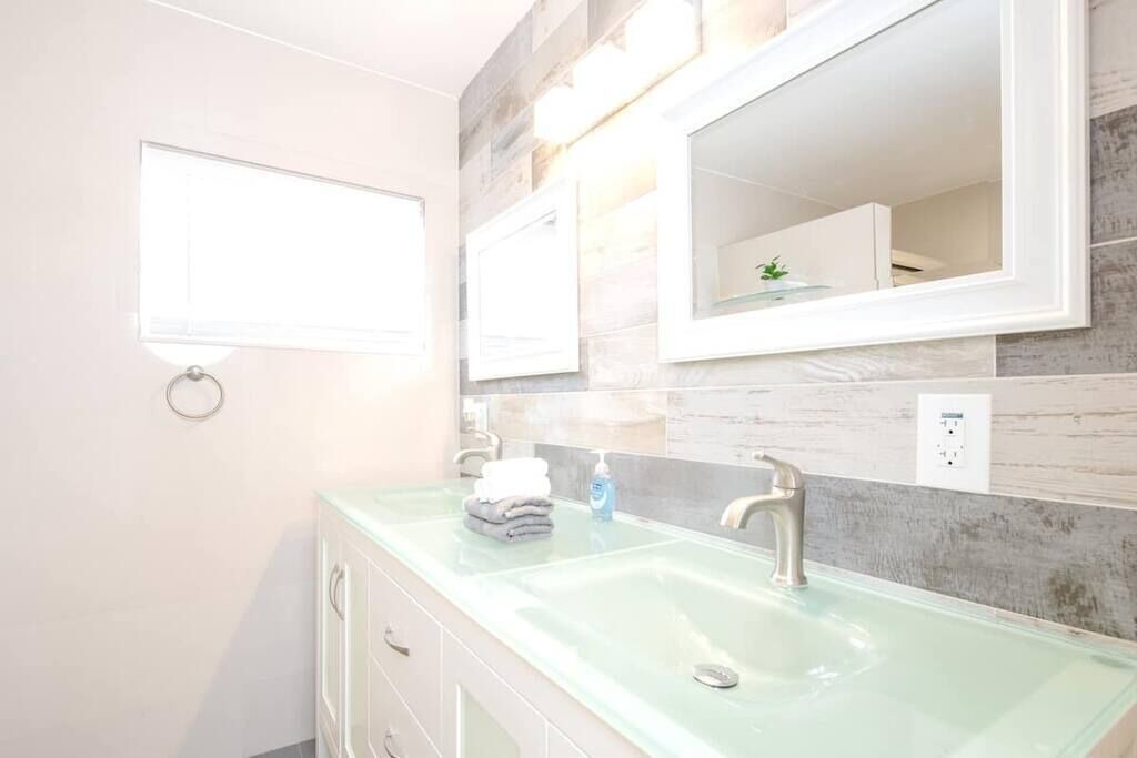 Photo of Bathroom in Pembroke Pines