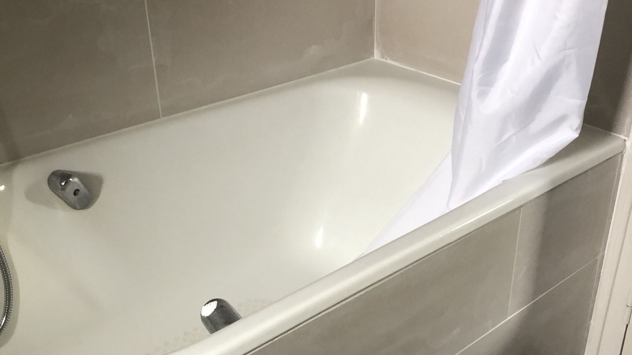Photo of Bathroom in Lancieux