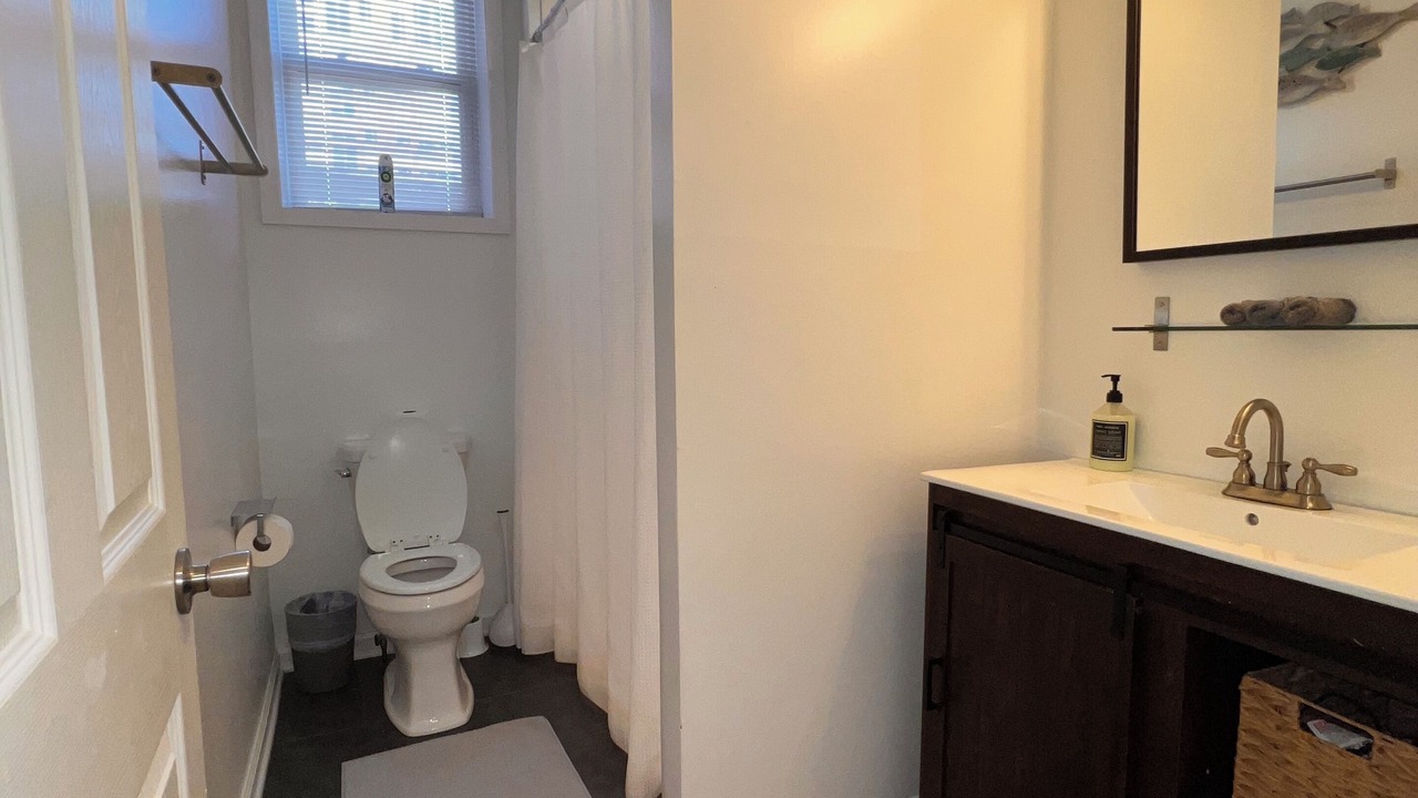 Photo of Bathroom in Central Business District