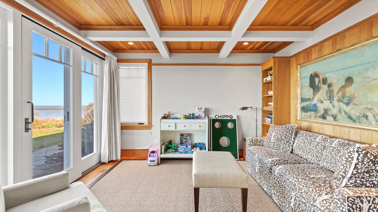 Photo of Livingroom in East Dennis