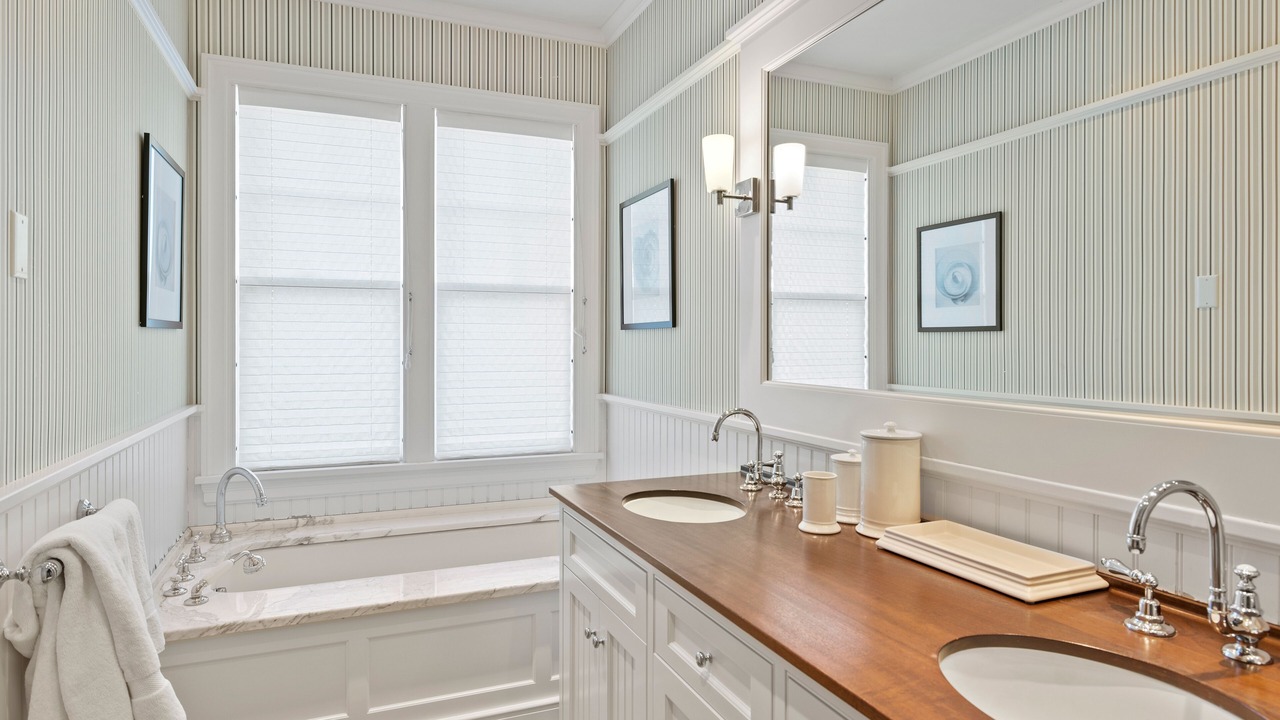 Photo of Bathroom in East Dennis