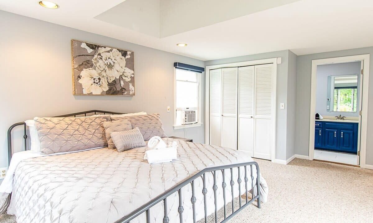Photo of Bedroom in South Harwich