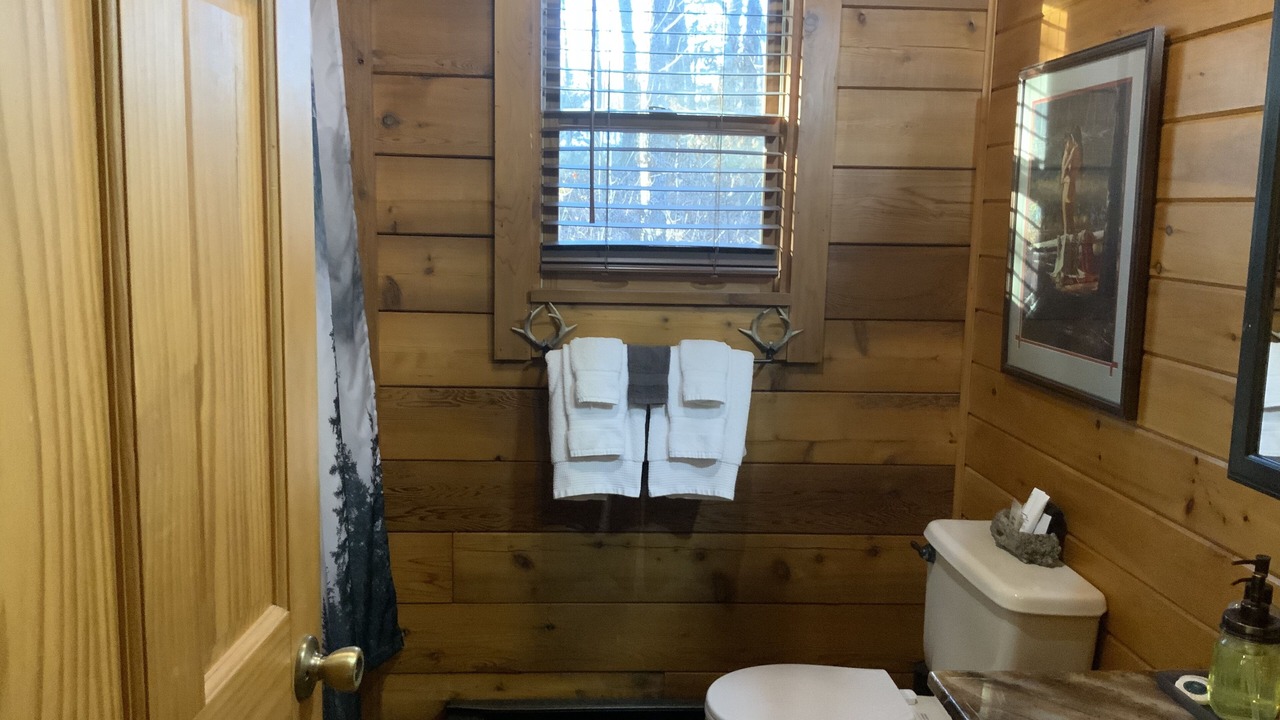 Photo of Bathroom in Piper Gap