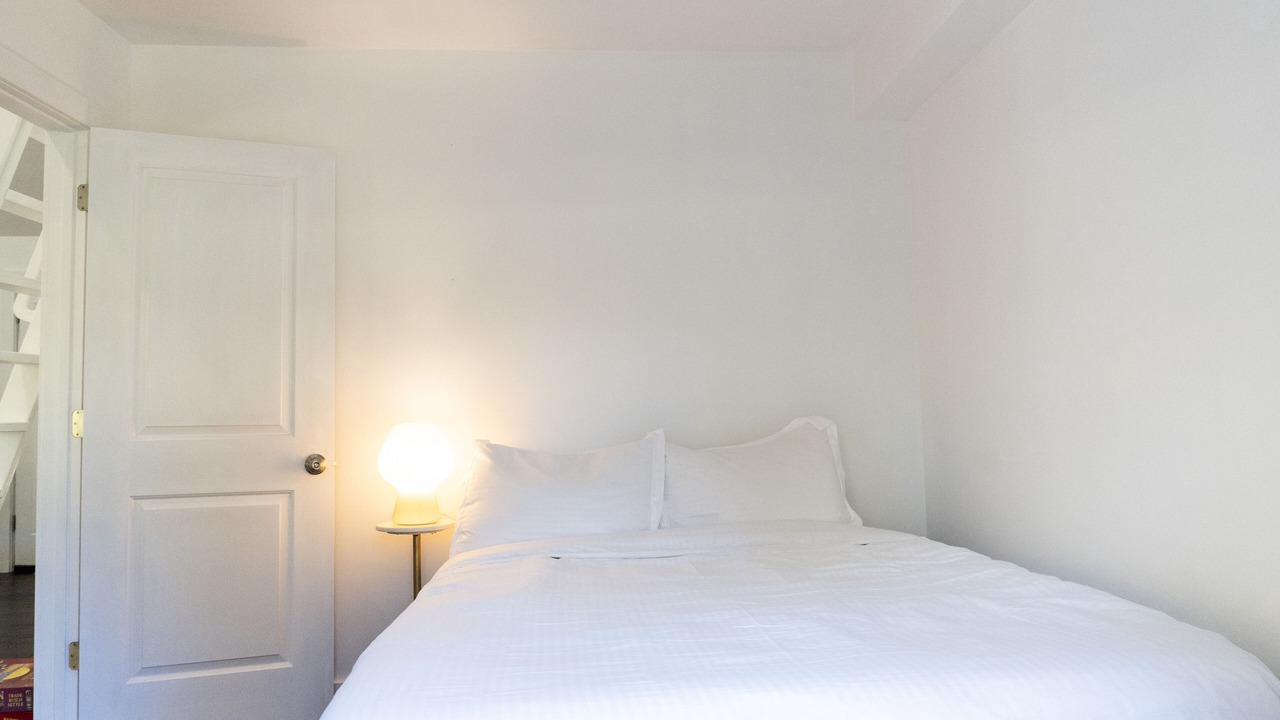 Photo of Bedroom in Hinsdale