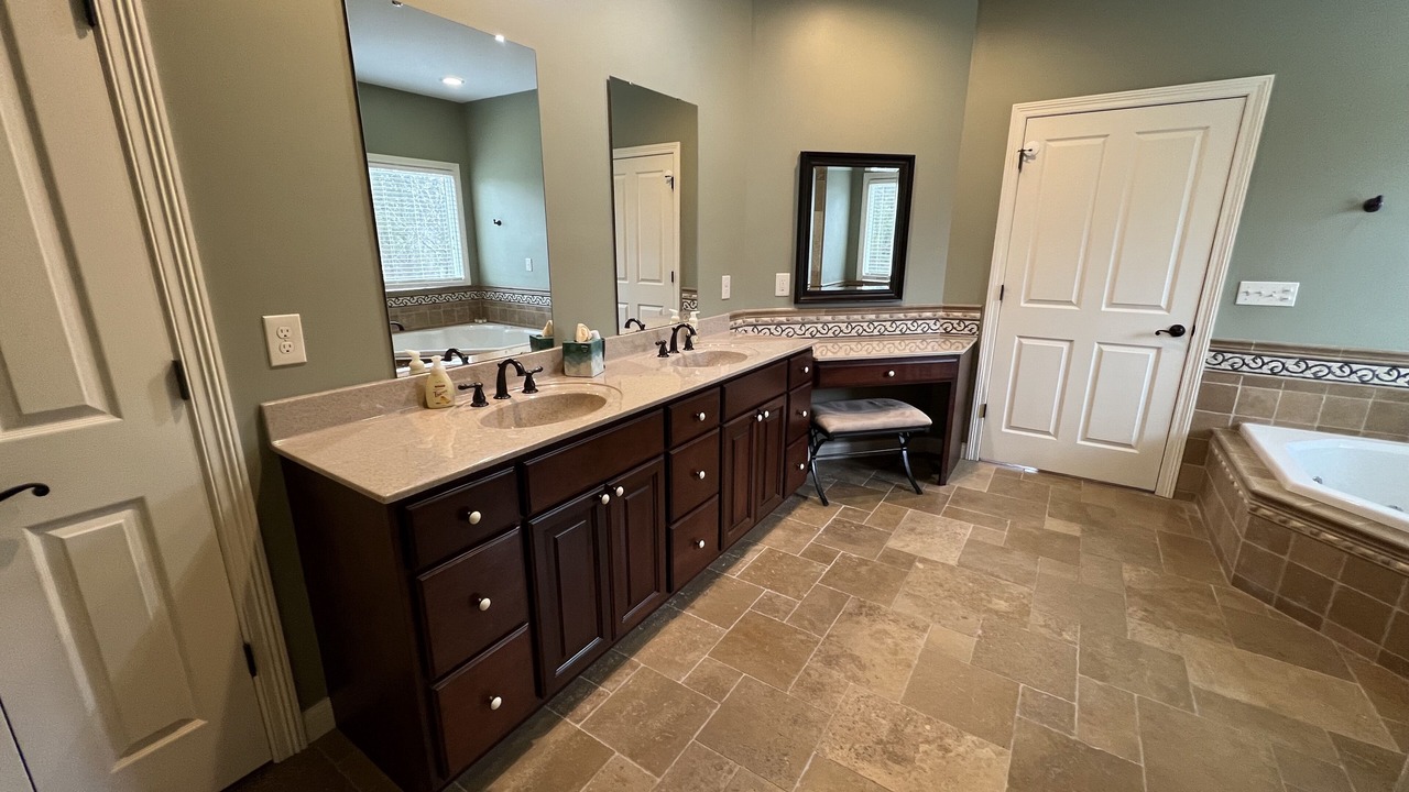 Photo of Bathroom in Corinth