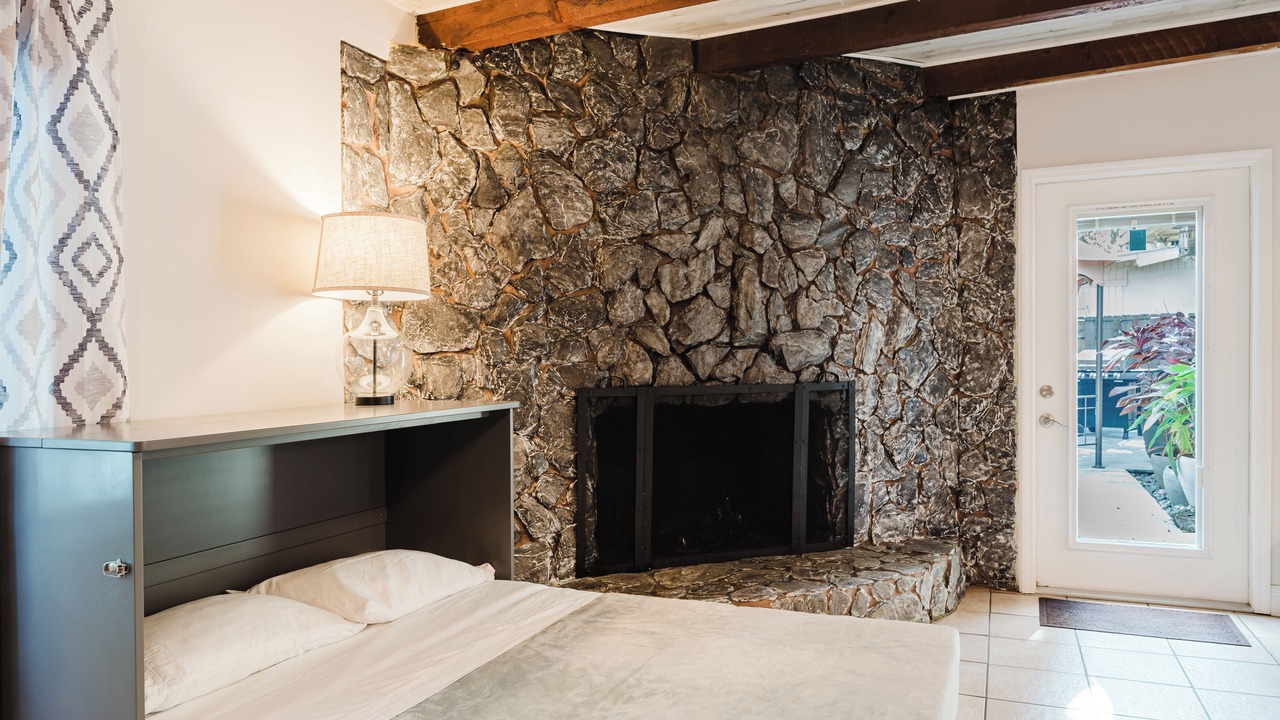 Photo of Bedroom in Lauderdale Isles
