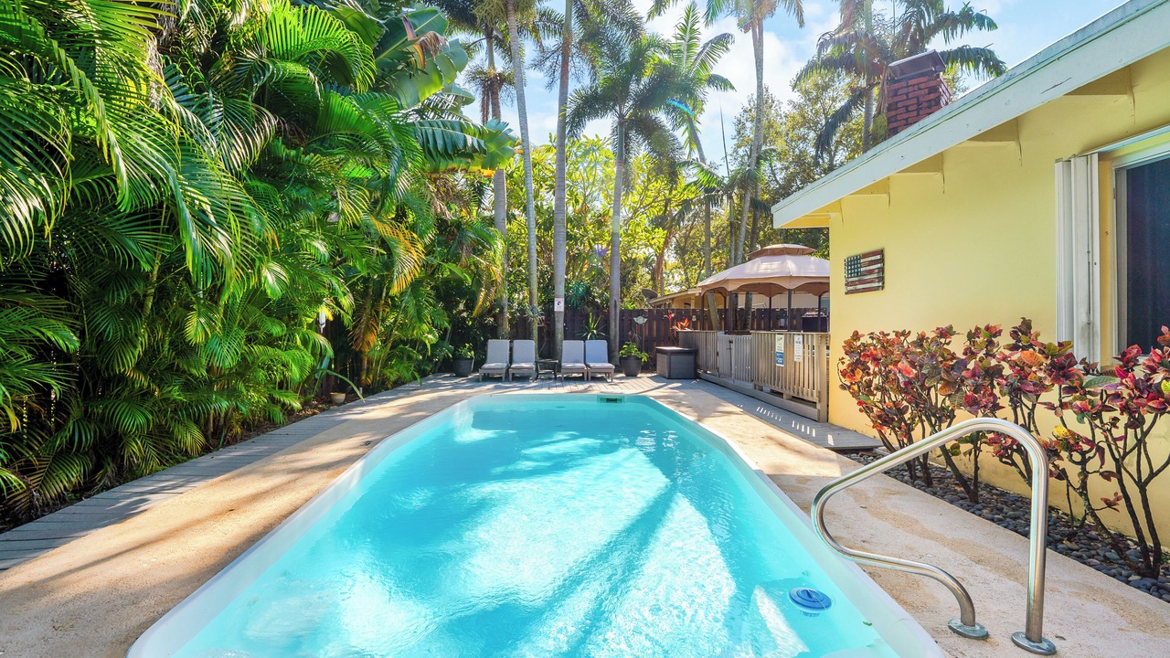 Photo of Outdoor in Lauderdale Isles