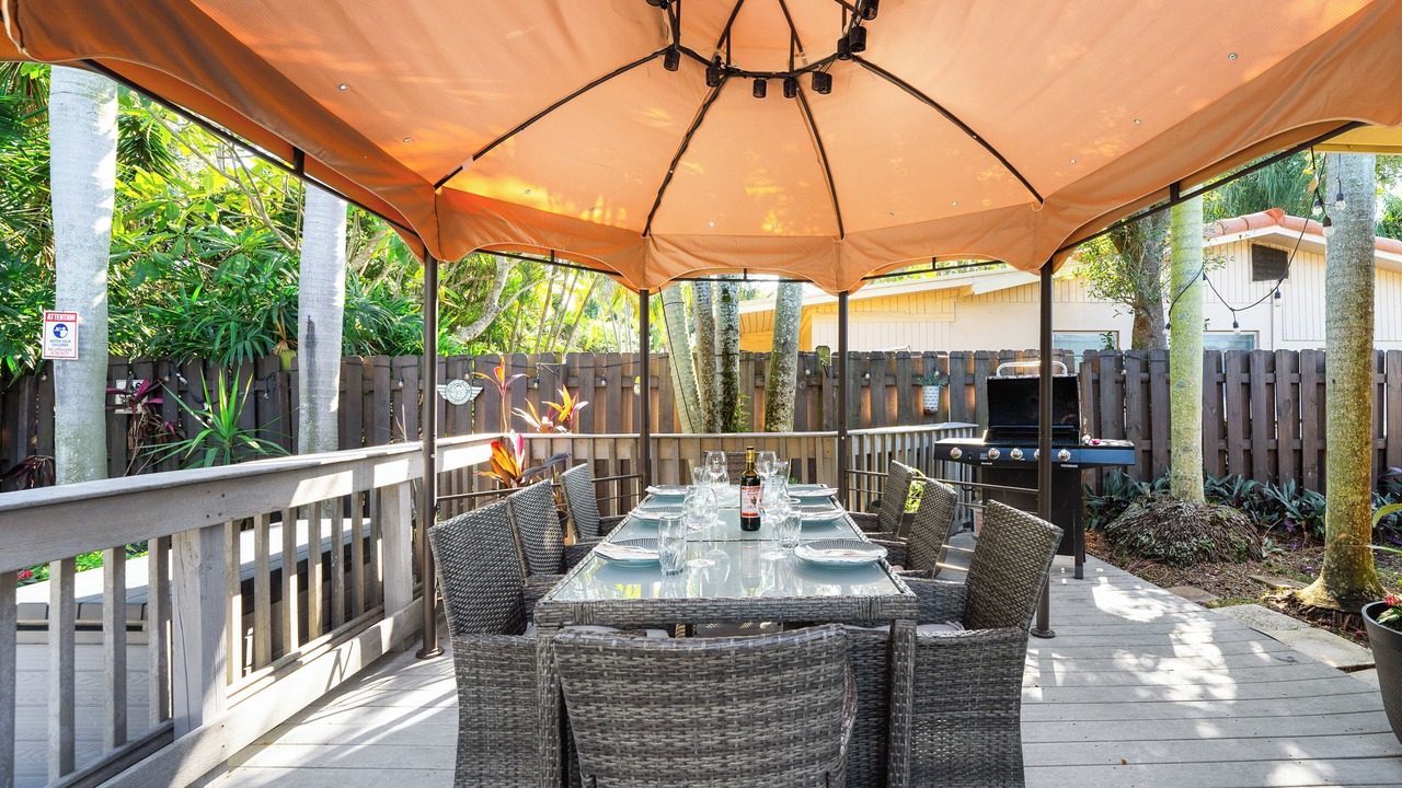 Photo of Outdoor in Lauderdale Isles