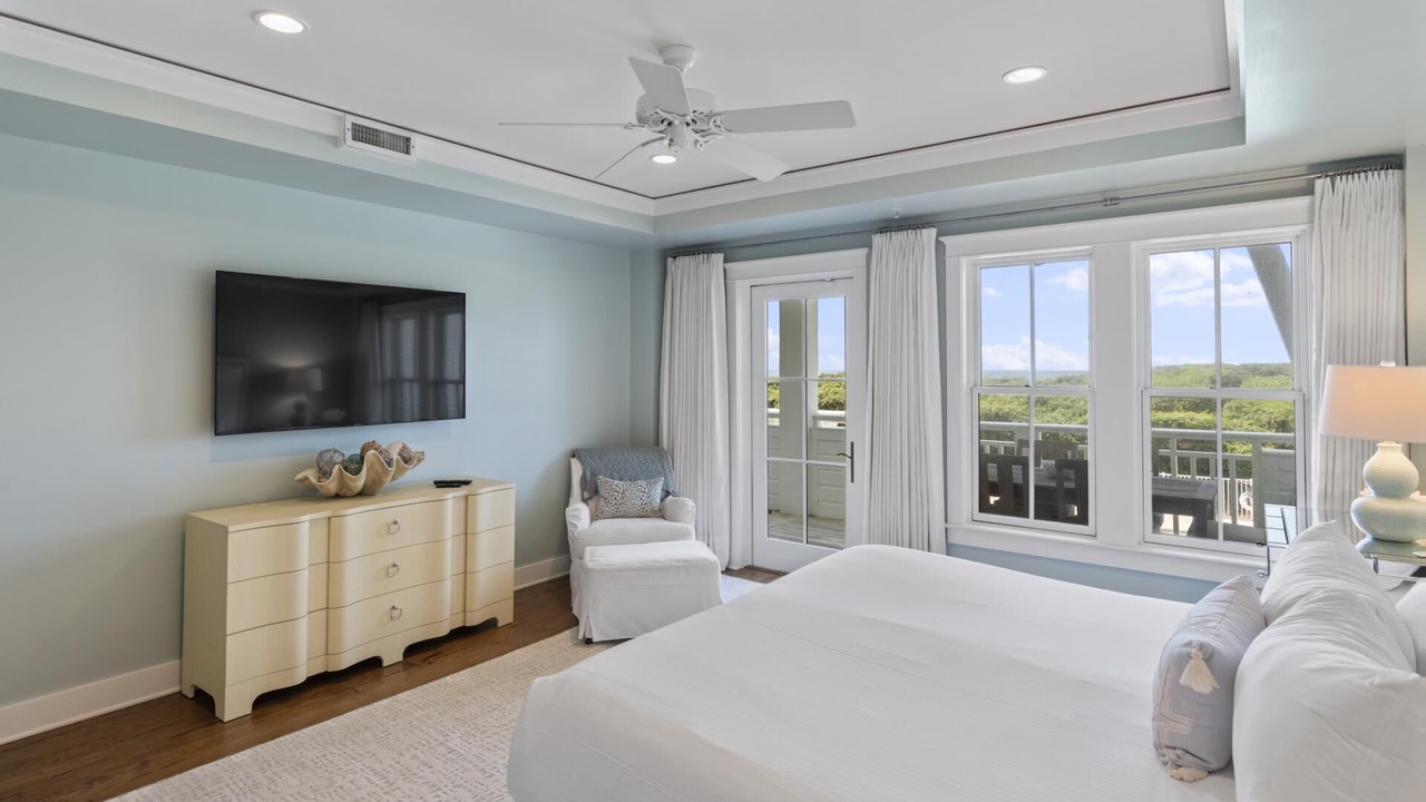 Photo of Bedroom in Gulf District