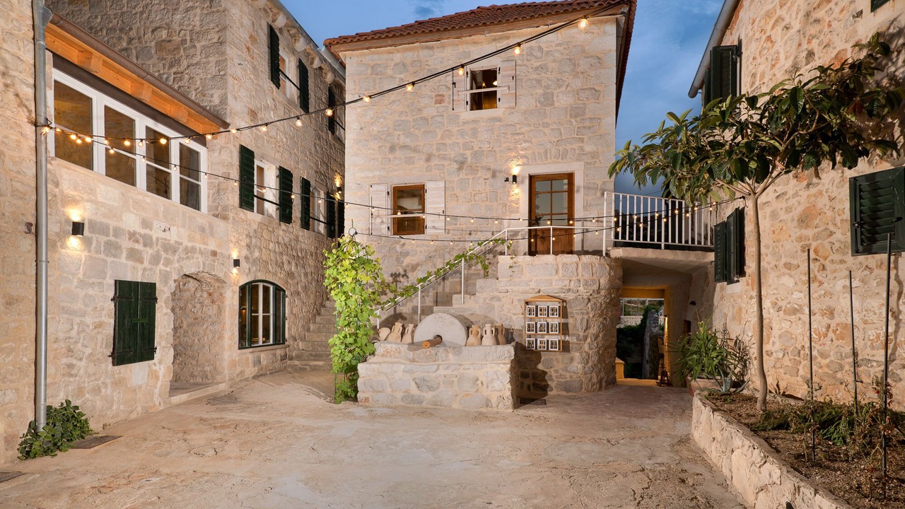 Photo of Outdoor in Pitve