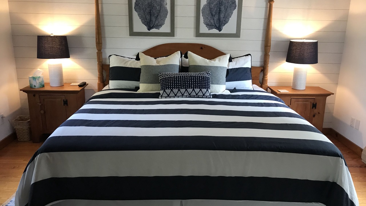 Photo of Bedroom in Centerville