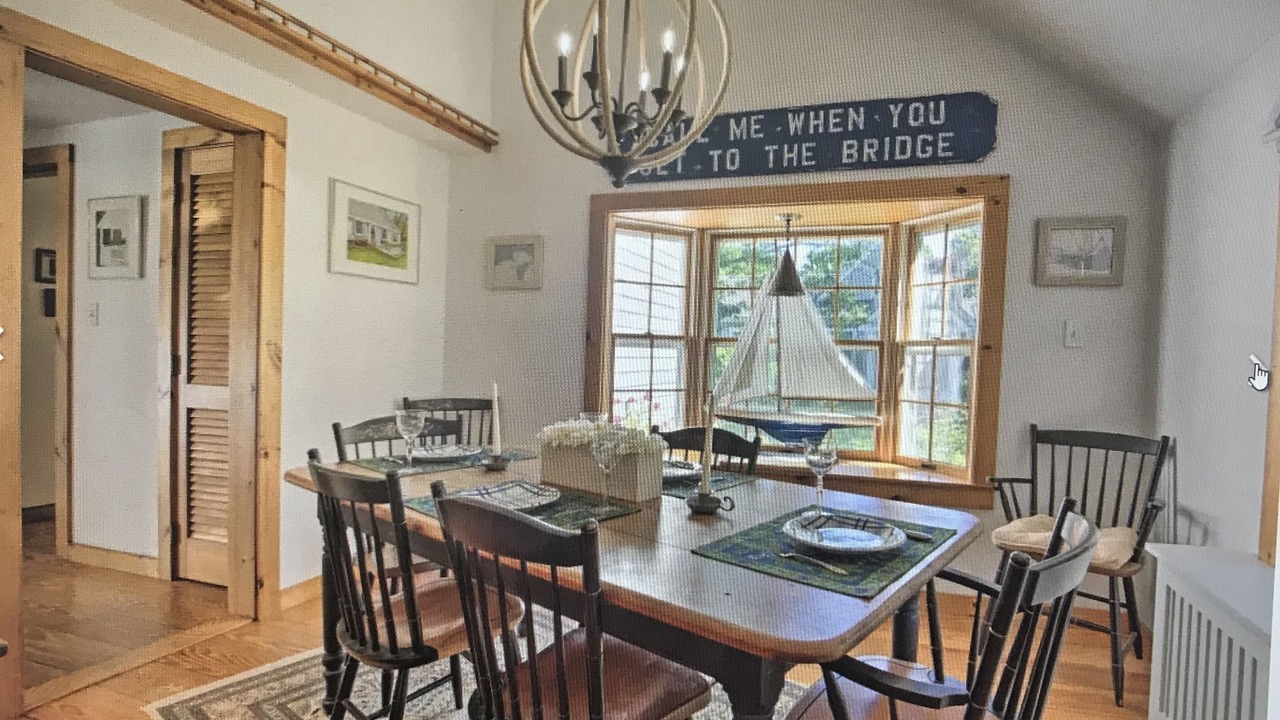 Photo of Bedroom in Centerville