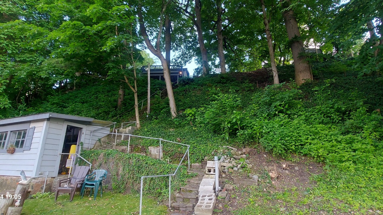 Photo of Others in Monticello