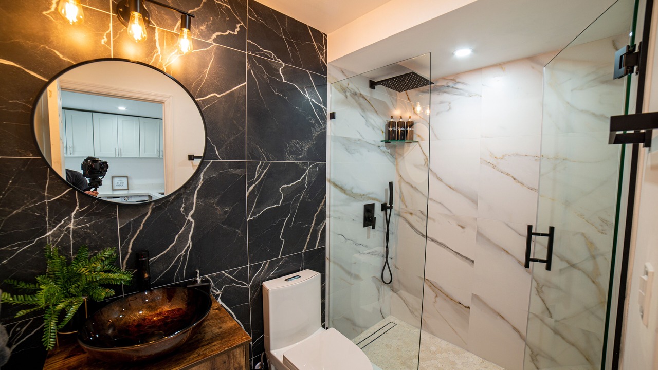 Photo of Bathroom in Tamiami