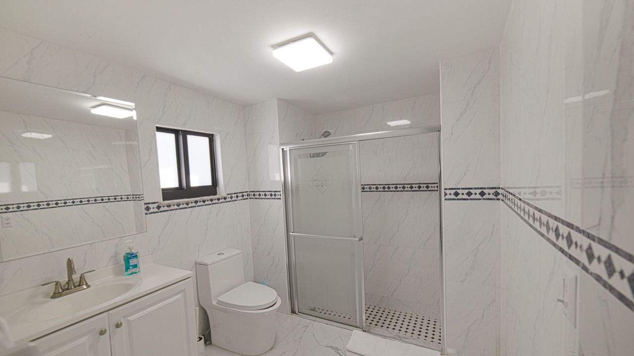 Photo of Bathroom in Coral Terrace