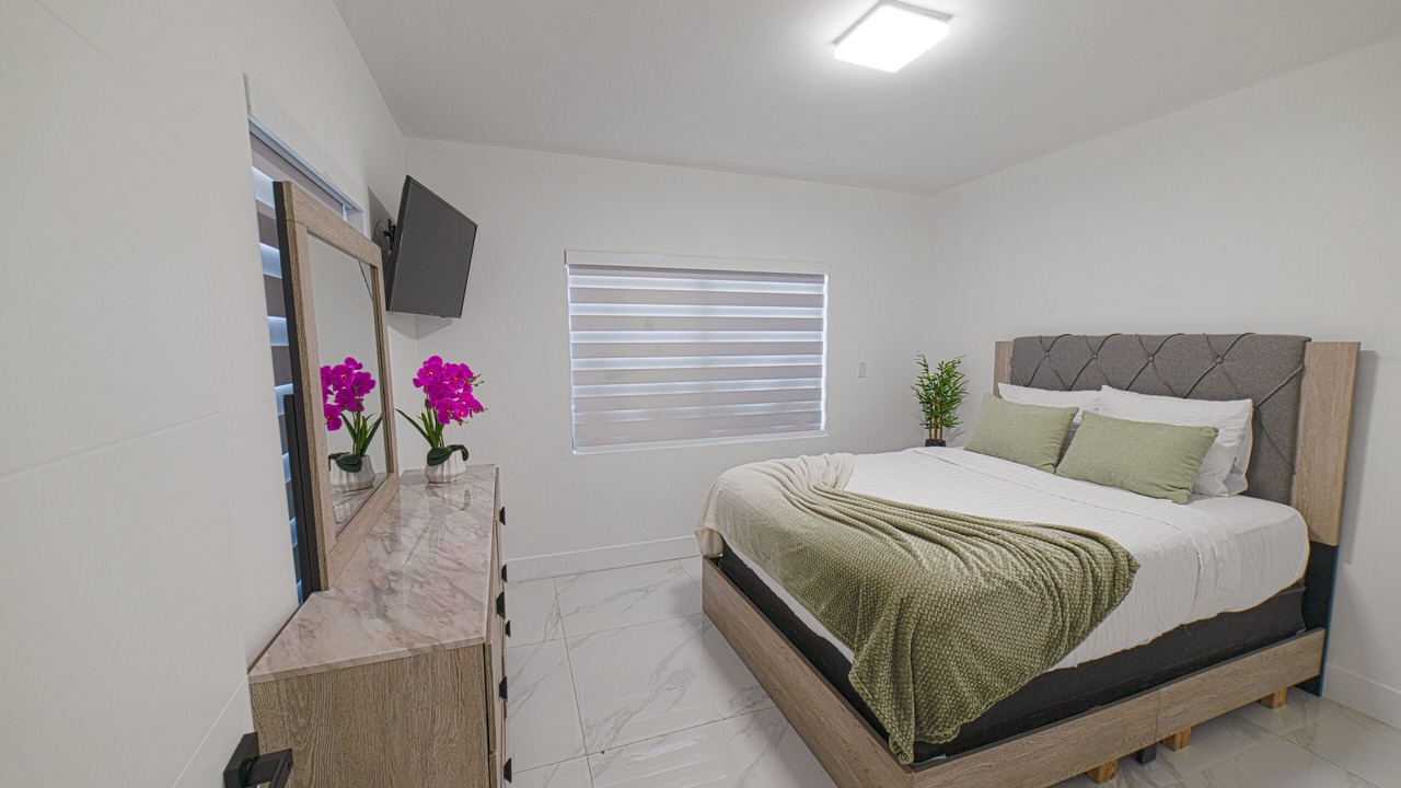 Photo of Bedroom in Coral Terrace