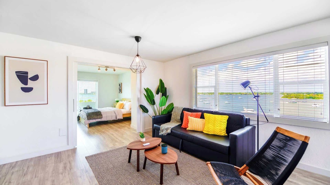 Photo of Livingroom in North Bay Village