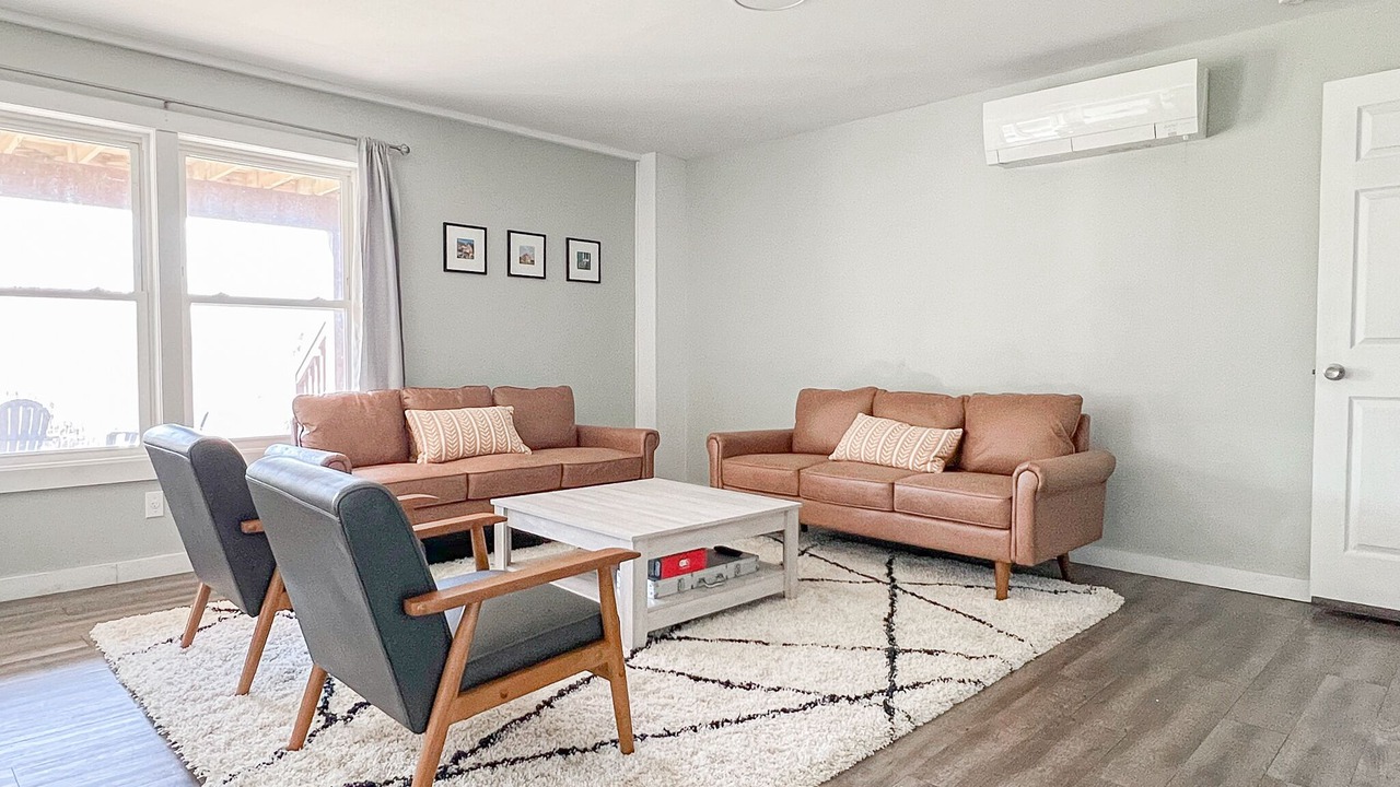 Photo of Livingroom in Saugerties