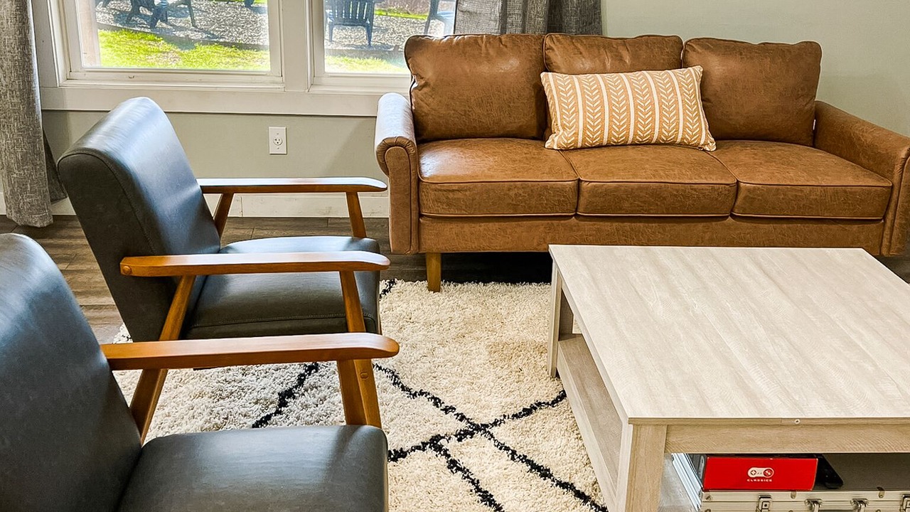 Photo of Livingroom in Saugerties