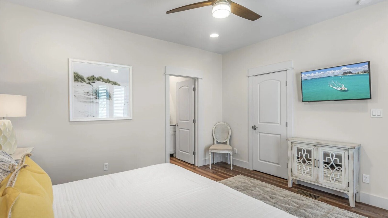 Photo of Bedroom in Treetop