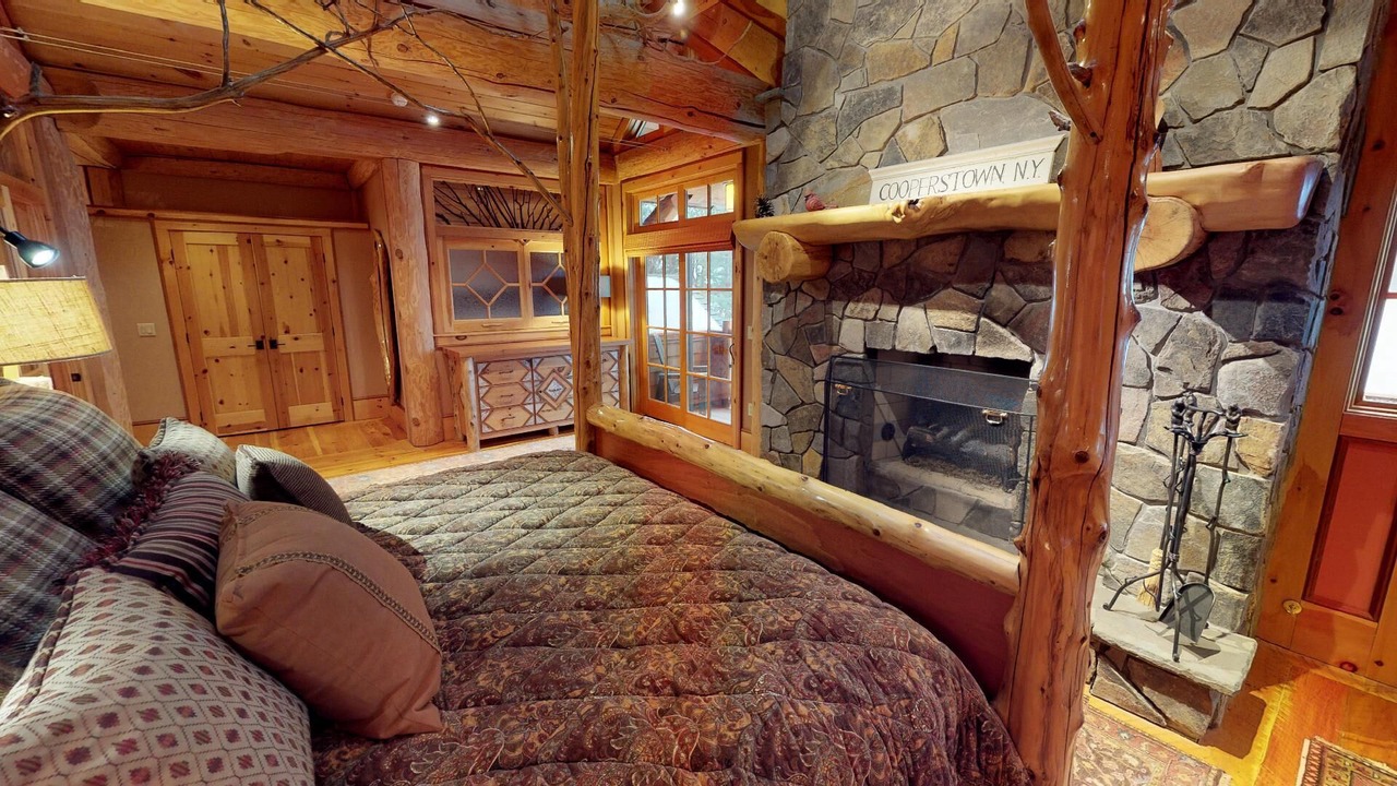 Photo of Bedroom in Cooperstown - Otsego Lake