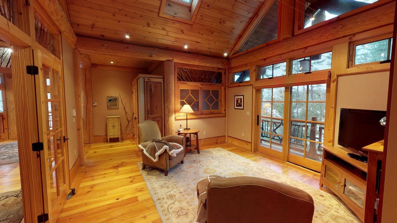 Photo of Livingroom in Cooperstown - Otsego Lake