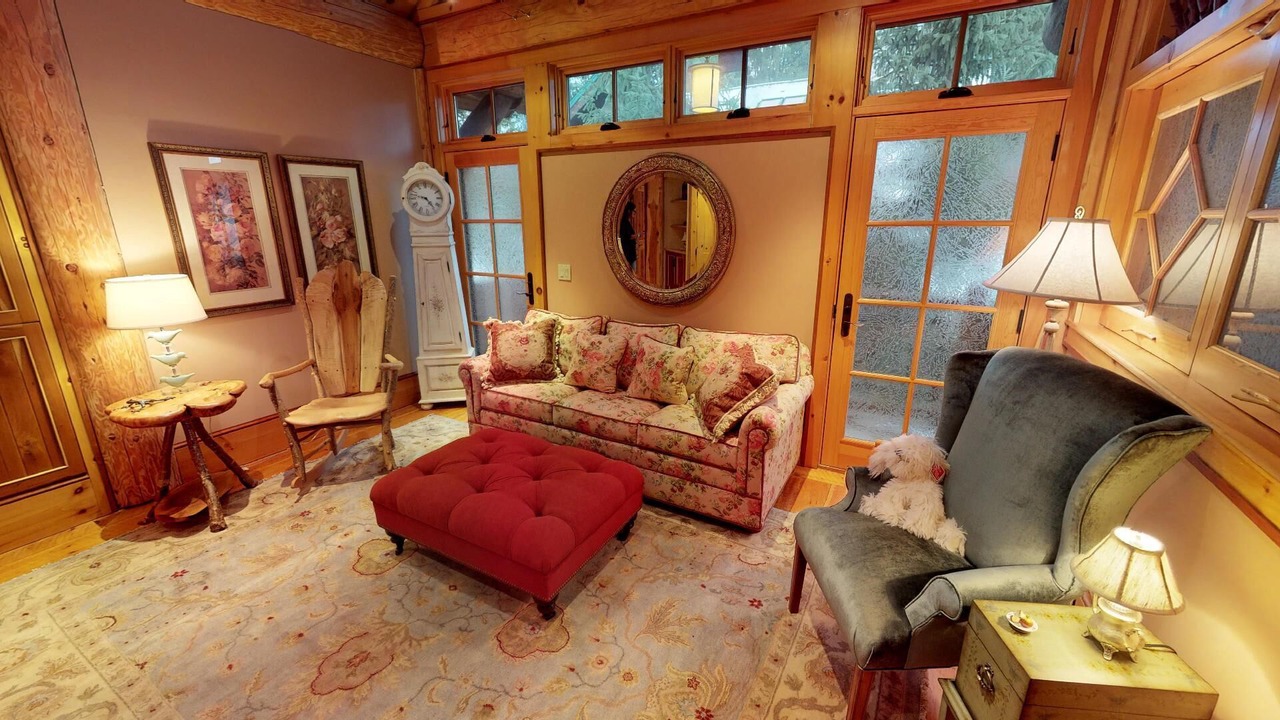 Photo of Livingroom in Cooperstown - Otsego Lake