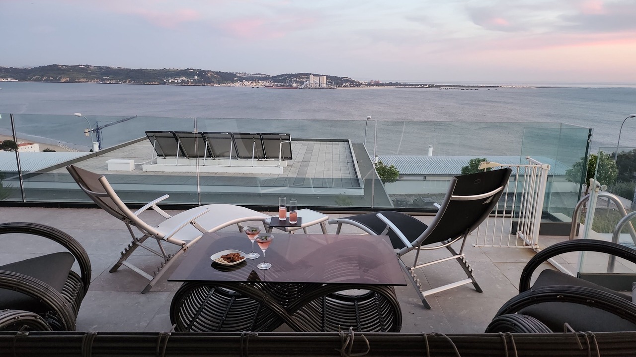Photo of Patio Balcony in Linda-a-Velha