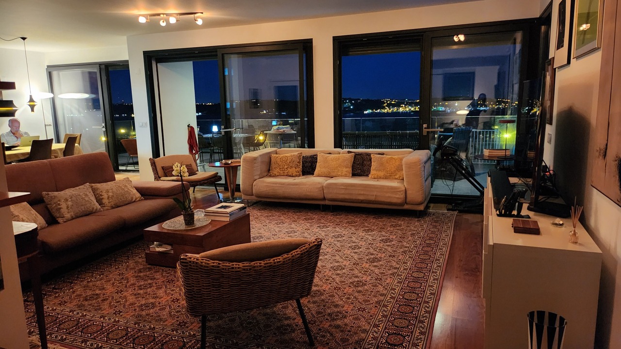 Photo of Livingroom in Linda-a-Velha